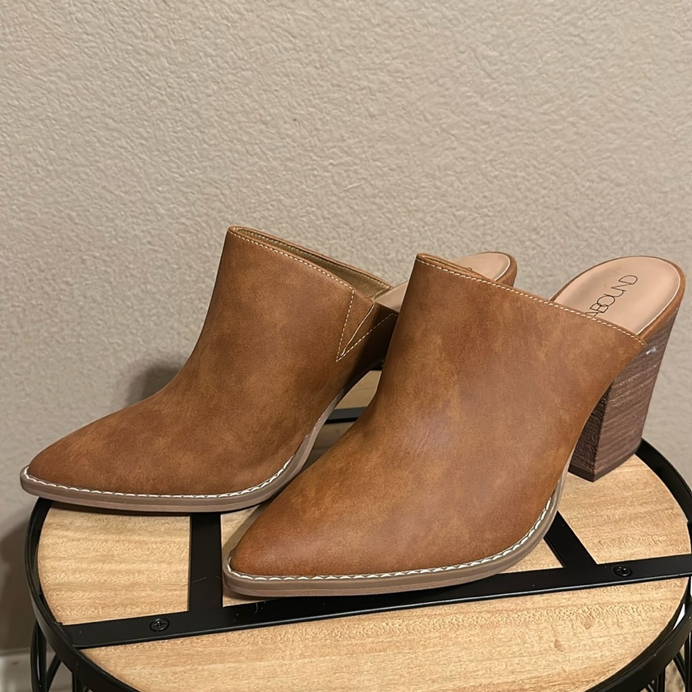 Abound mules 🤎